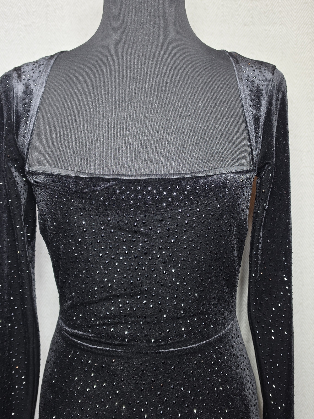 Windsor Black Velvet Rhinestone Long Sleeve Square Neck Womens S Dress